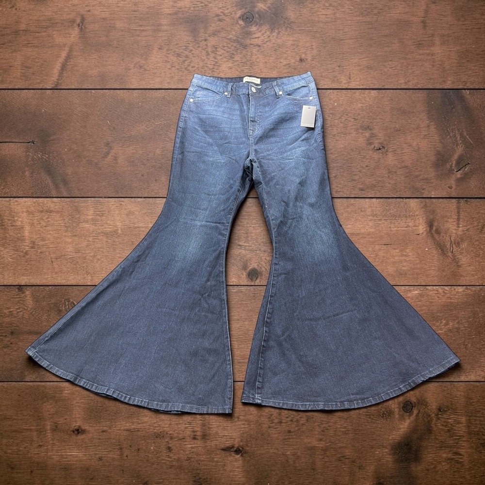 NEW Eloquii Denim Extreme Bell Bottom Flare Jeans Dark Wash Blue Plus Size 16